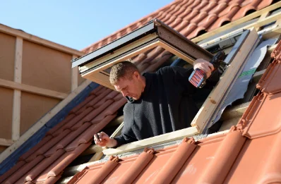 Pose de fenêtres de toit Velux à Ranville